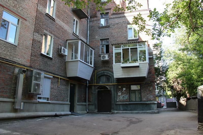 Днепр, Владимира Вернадского ул., 8