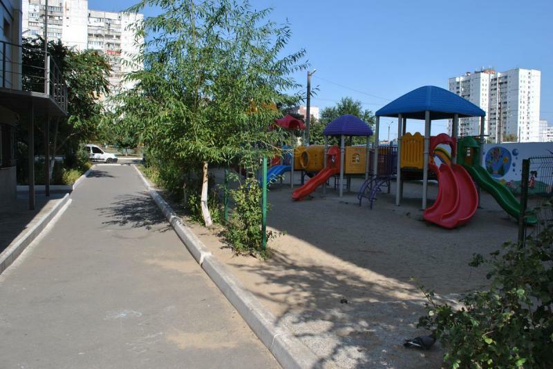 Днепр, Мира просп., 7