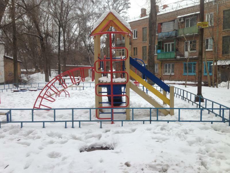 Днепр, Титова ул., 4