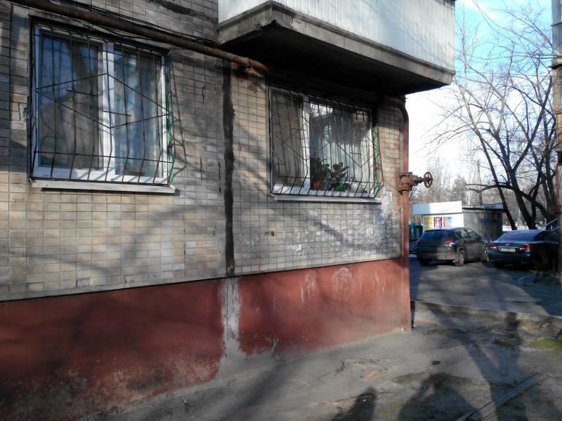 Днепр, Батумская ул., 24