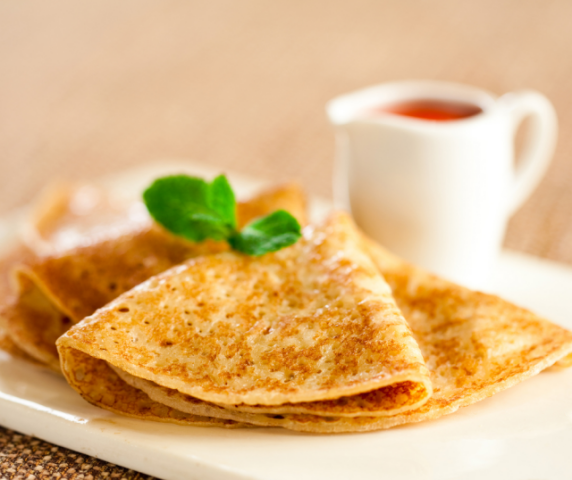 Отгулять Масленицу стало дороже на 20%: как выросли в цене блины