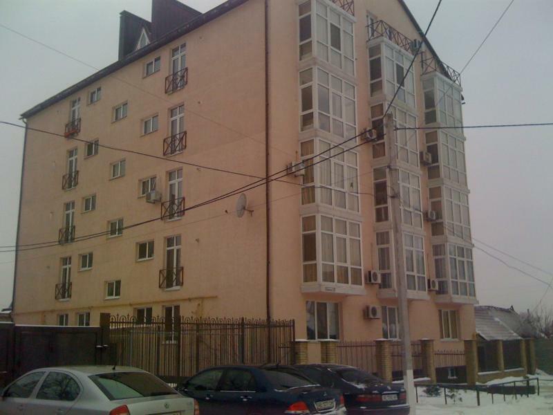 Продажа 3-комнатной квартиры 75 м², Каневская ул., 17
