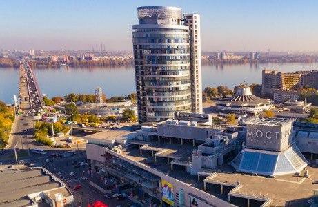 Продаж 3-кімнатної квартири 100 м², Глінки вул., 2