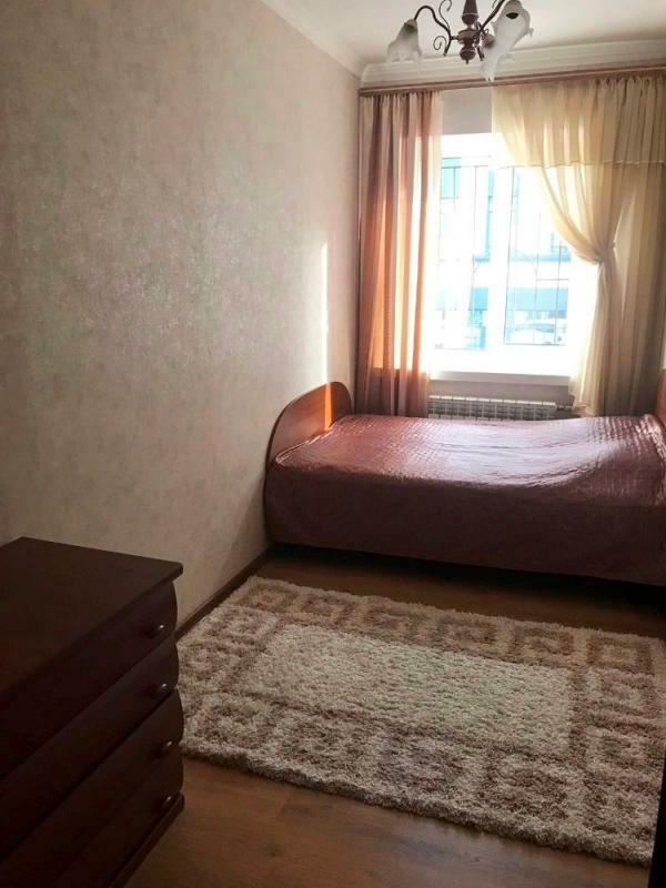 Оренда офісу 42 м², Магдебургського права вул., 1