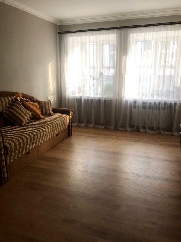 Оренда офісу 42 м², Магдебургського права вул., 1