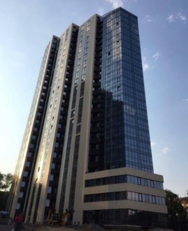 Продажа 2-комнатной квартиры 64 м², Симферопольская ул., 2