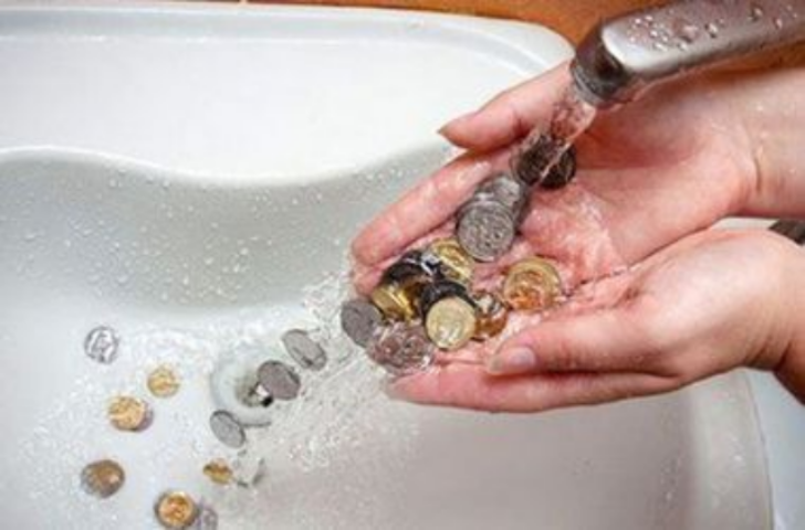 Как произвести перерасчет стоимости холодной воды согласно показаниям счетчиков в 2017 году