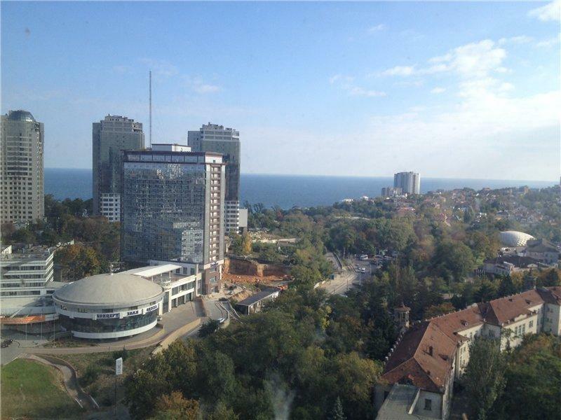 Продажа 2-комнатной квартиры 104 м², Генуэзская ул., 36