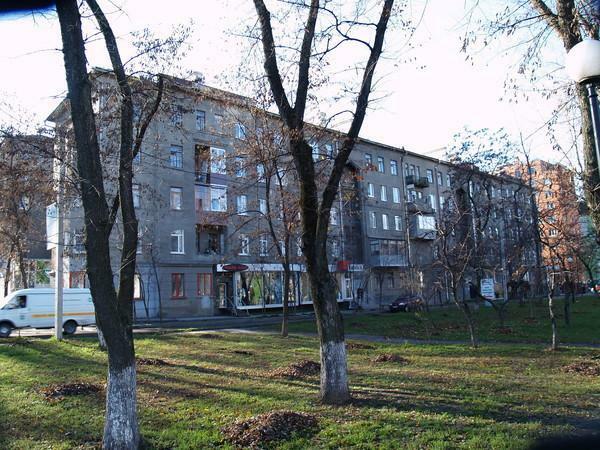 Харків, Культуры вул., 23