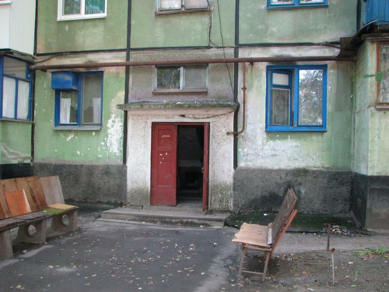 Днепропетровская обл., Криворожский район, г. Кривой рог, Героев АТО ул., 99