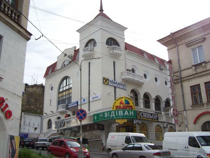 Севастополь, Суворова ул., 39