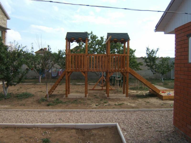 АР Крым обл., Сакский район, пгт Заозерное, Солнечная ул., 21А