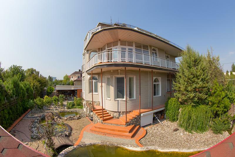 Симферополь, Спартака пер., 47