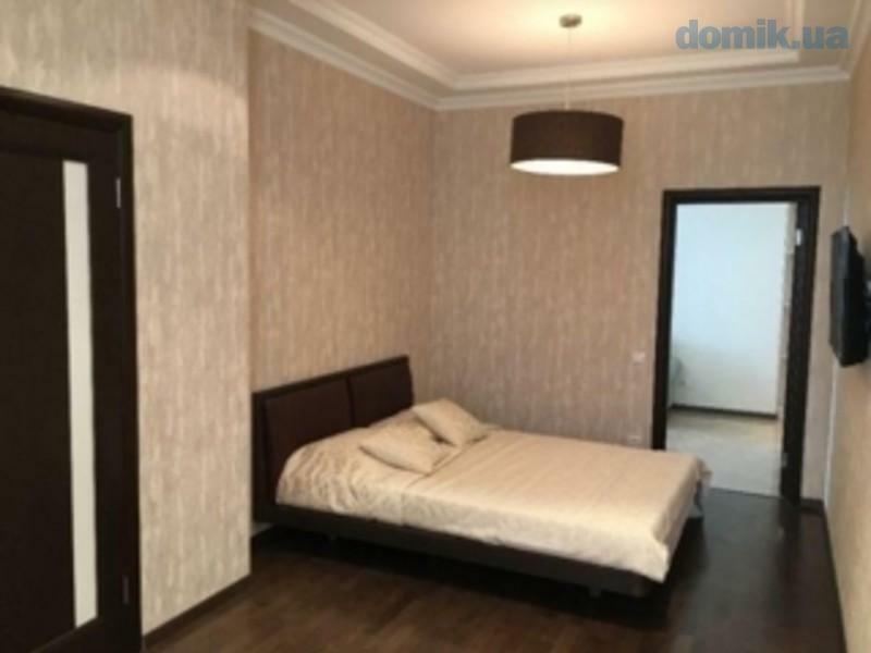 Продажа 3-комнатной квартиры 116 м², Французский бул., 22