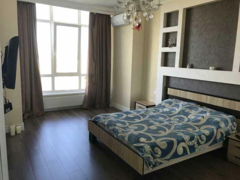 Продажа 3-комнатной квартиры 116 м², Французский бул., 22