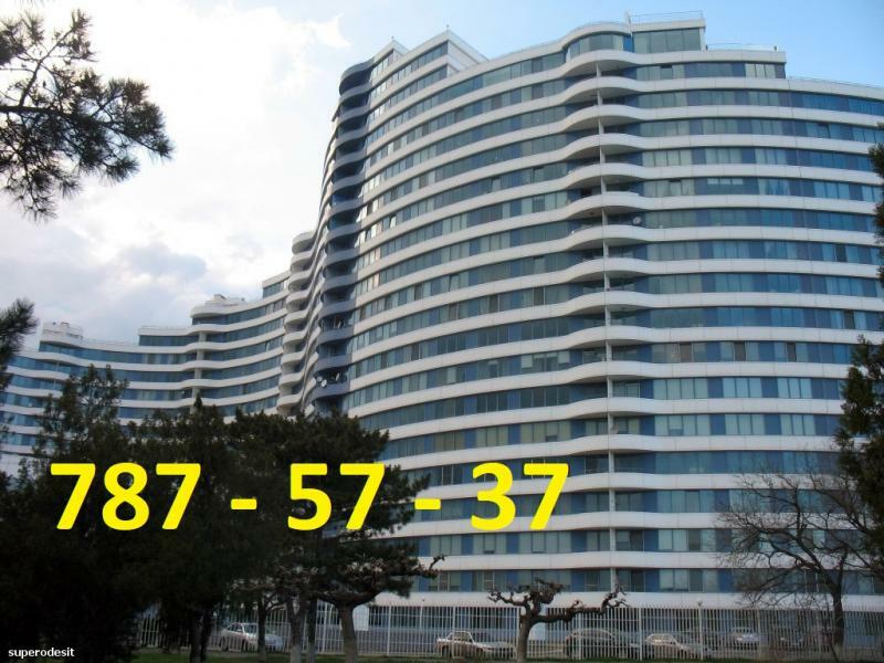 Продаж 3-кімнатної квартири 130 м², Літературна вул., 1А