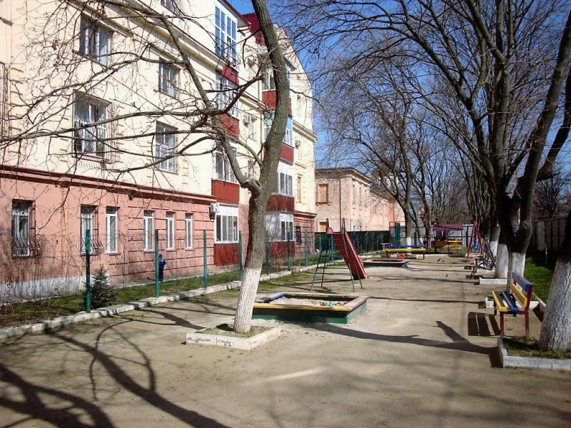 Николаев, 1-ая Госпитальная ул., 1