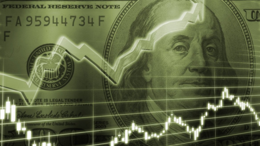 Что будет с курсом доллара после роста его продаж: мнение банкиров