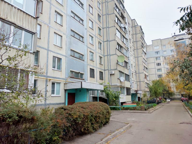 Черкаси, Рустави вул., 9