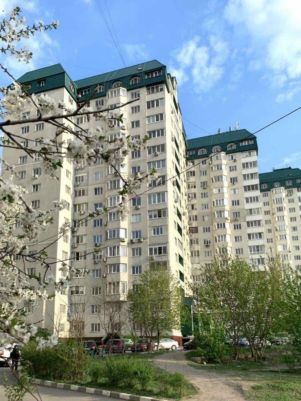 Оренда 1-кімнатної квартири 70 м², Академіка Павлова вул., 142Б