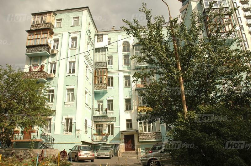 Киев, Юрия Ильенко ул., 18А