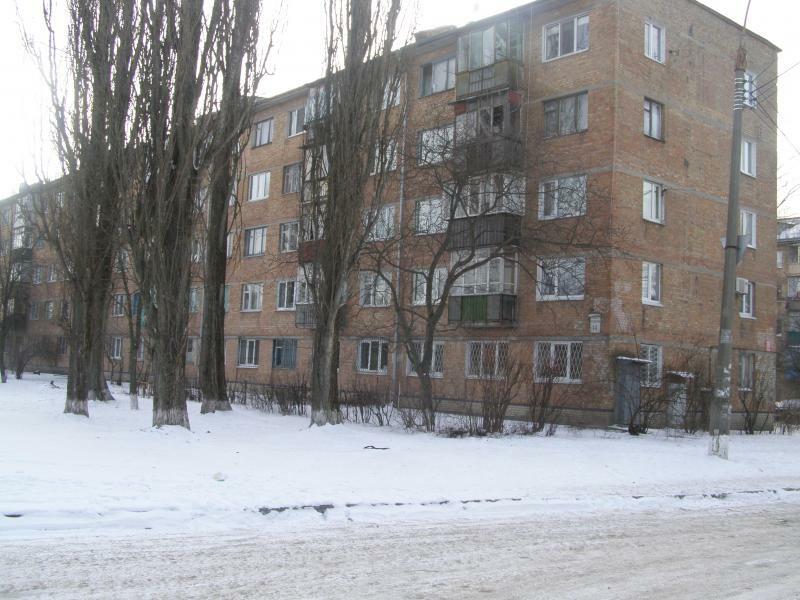 Київ, Метрологічна вул., 14