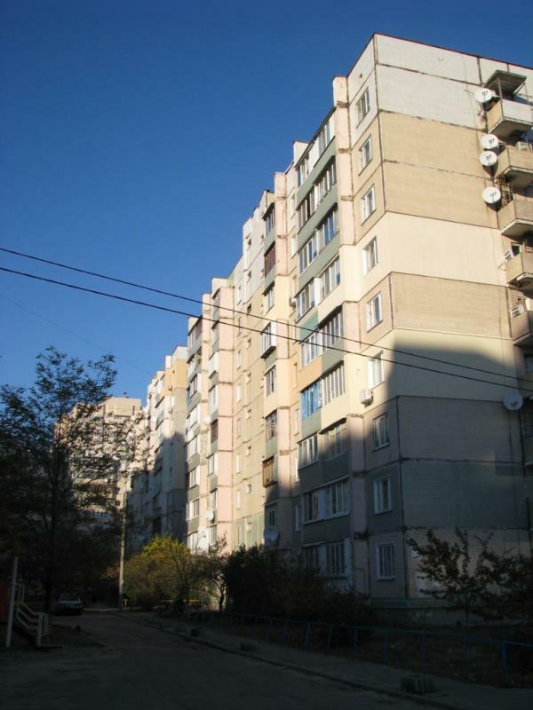 Киев, Милославская ул., 5А