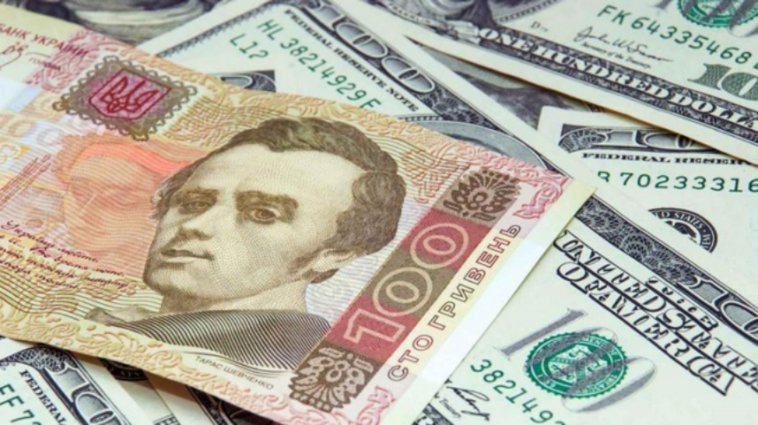 Кто обваливает курс доллара и что с ним будет дальше: мнение банкиров