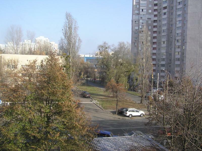 Киев, Маршала Якубовского ул., 3
