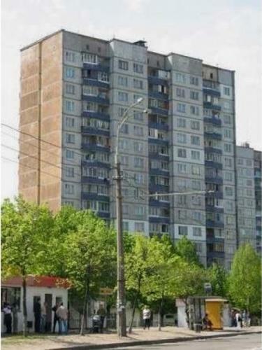 Киев, Маршала Якубовского ул., 3