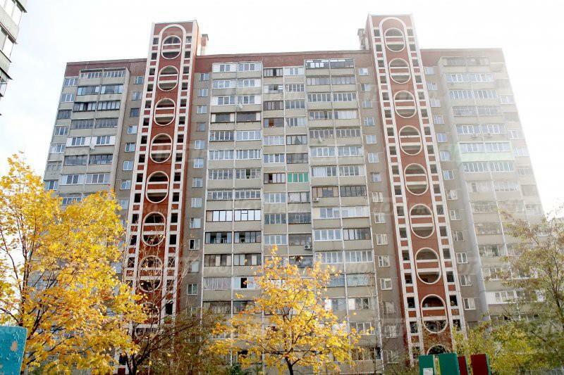Київ, Мілославська вул., 3А