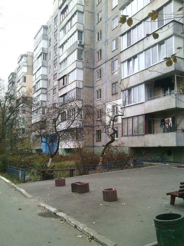 Киев, Митрополита Василия Липковского ул., 15