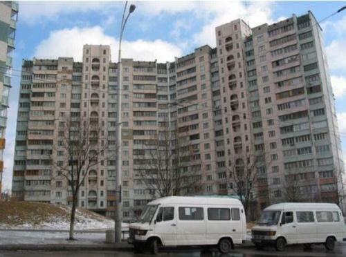 Киев, Наталии Ужвий ул., 9