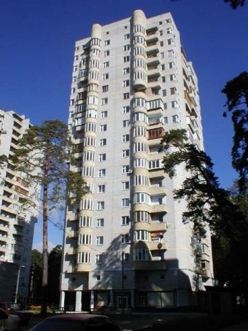 Киев, Михаила Котельникова ул., 31