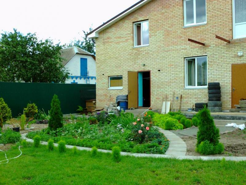 Київська обл., Києво-Святошинський район, с. Тарасівка, Відродження вул., 2