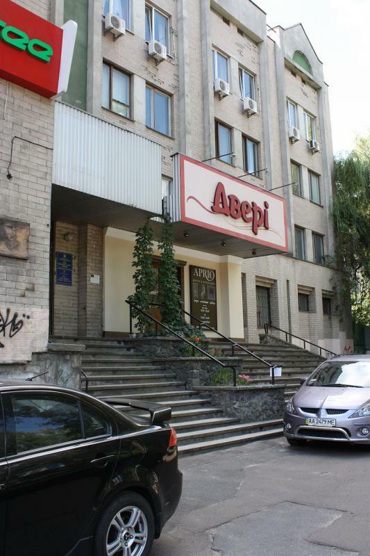 Київ, Глибочицька вул., 72