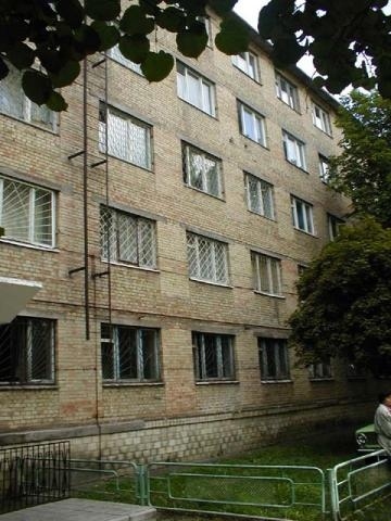Киев, Гната Юры ул., 9