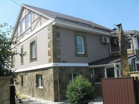 Київська обл., Києво-Святошинський район, с. Хотів, Вишнева вул., 8