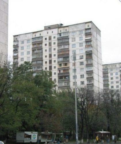 Киев, Митрополита Василия Липковского ул., 30