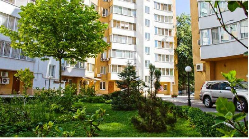 Продажа 2-комнатной квартиры 100 м², Авдеева-Черноморского ул., 2А