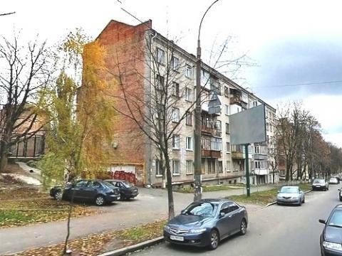 Киев, Джона Маккейна ул., 38