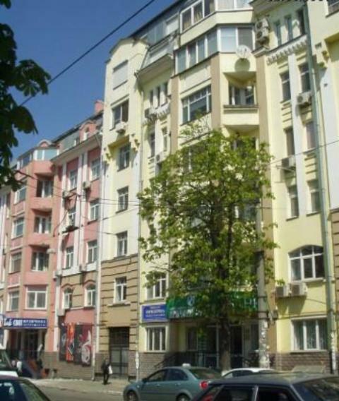 Київ, Костянтинівська вул., 10