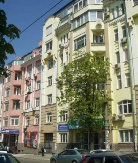 Продажа 4-комнатной квартиры 128 м², Константиновская ул., 10