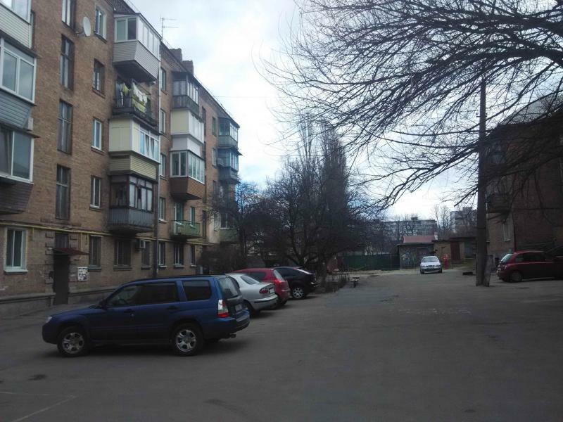 Киев, Копыловская ул., 67/10