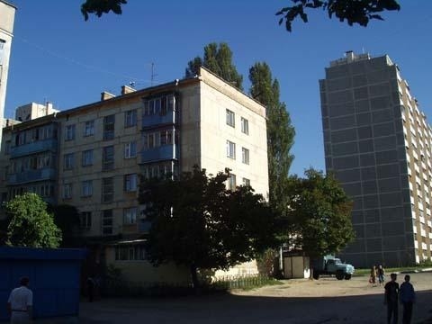 Киев, Клавдиевская ул., 34