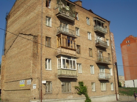 Киев, Златоустовская ул., 20