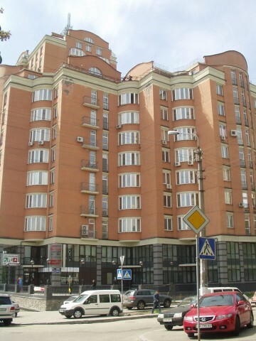 Киев, Павловская ул., 27