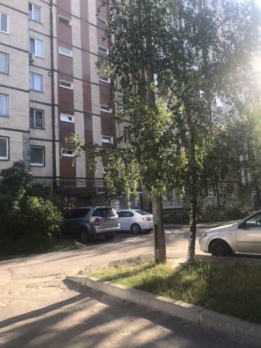 Київ, Котельникова вул., 25