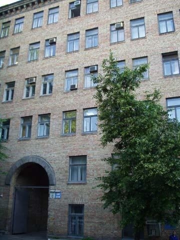 Київ, Музейний пров., 12