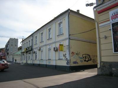 Київ, Набережно-Хрещатицька вул., 15-17/18